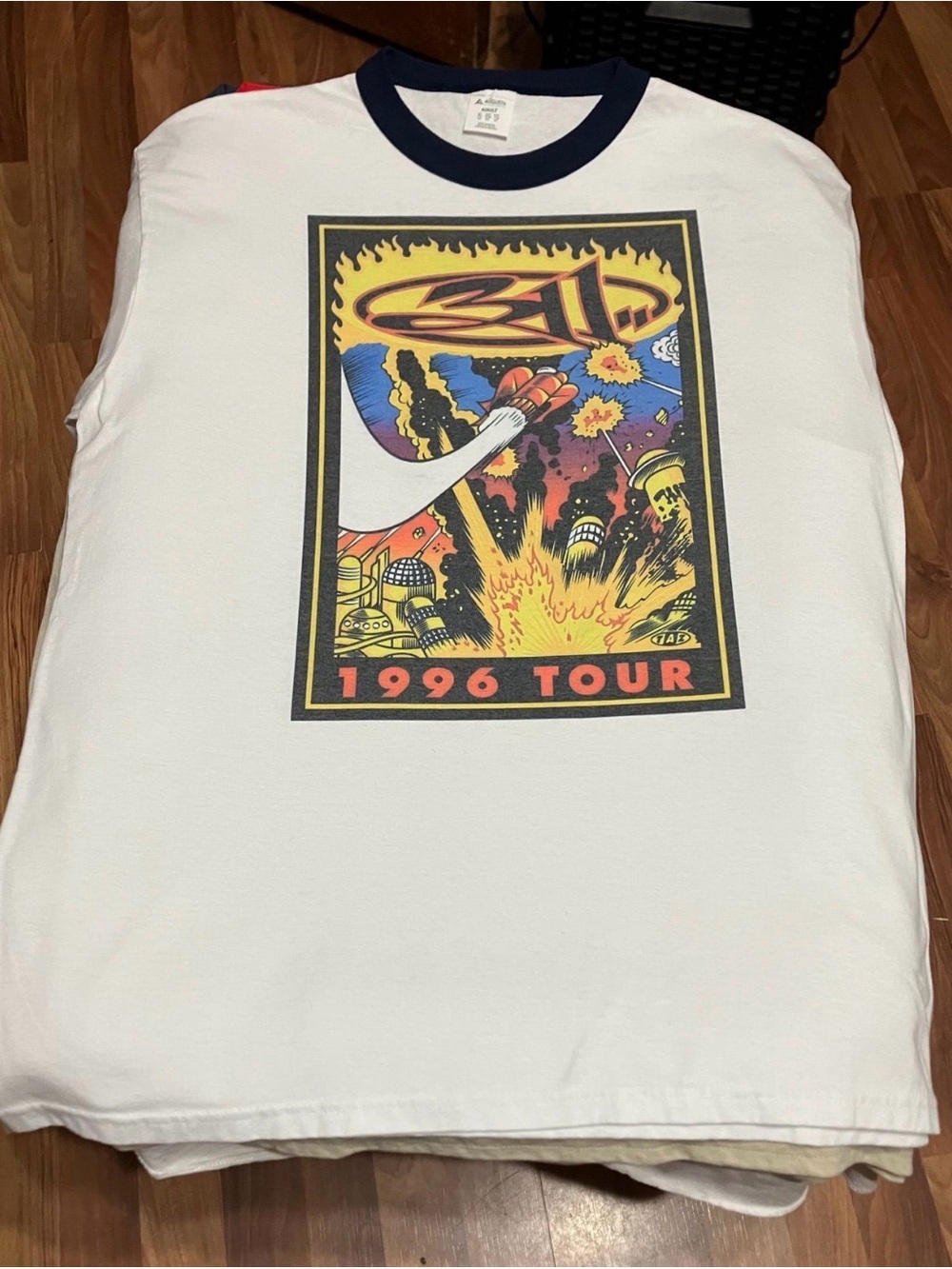 NWOT 311 Ringer Tee - Picture 4 of 4